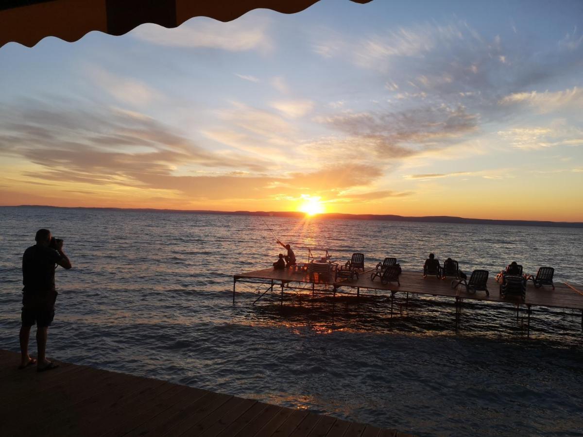 Dalma Panzio Bed and Breakfast Balatonvilágos Eksteriør billede